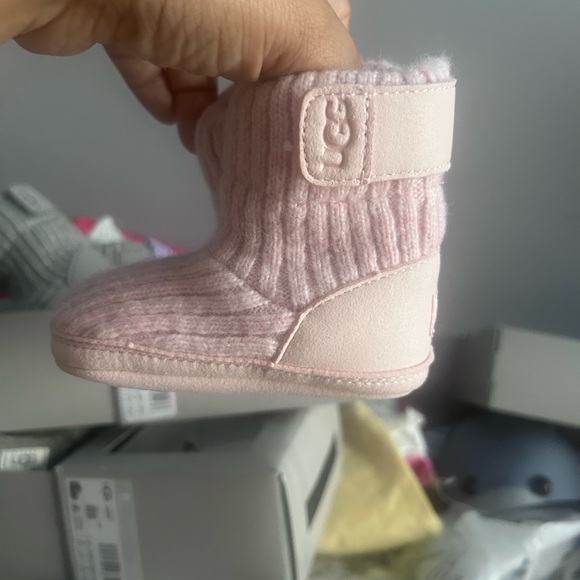 UGG Light Pink Knit Baby Boots - Picture 1 of 2